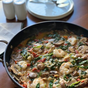 CreamyMushroomSpinachShrimpSkillet