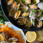 Whole30 Steamed Clams