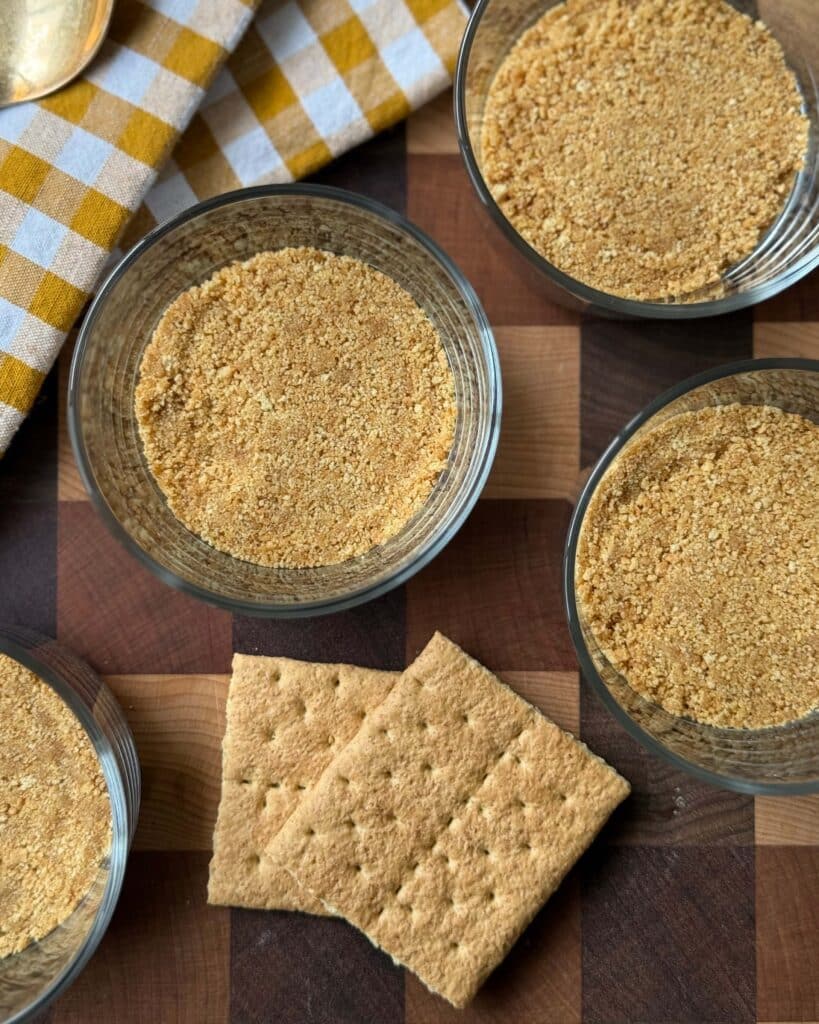 No Bake Cheesecake Graham Cracker Crusts