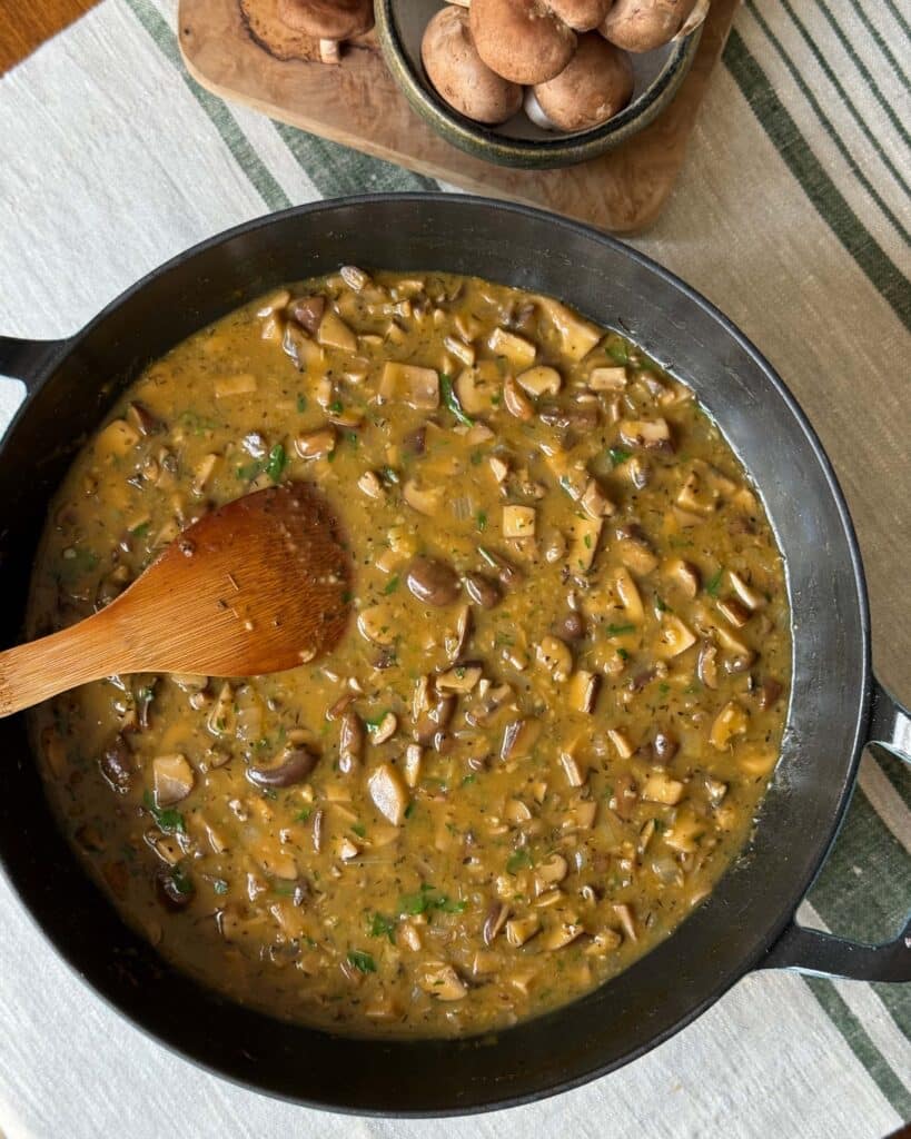 Mushroom Gravy in a Pan