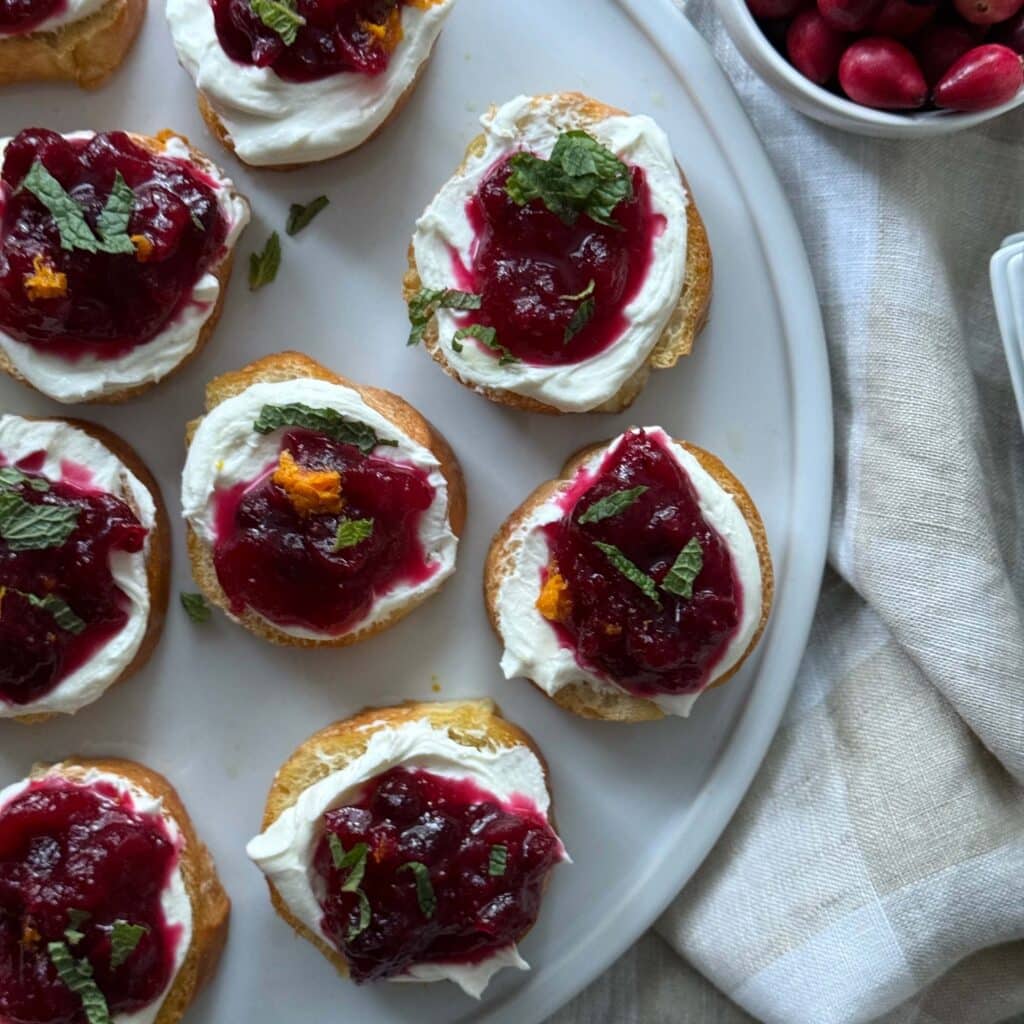 Cranberry Goat Cheese Crostini Recipe