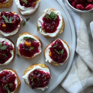 Cranberry Goat Cheese Crostini Recipe