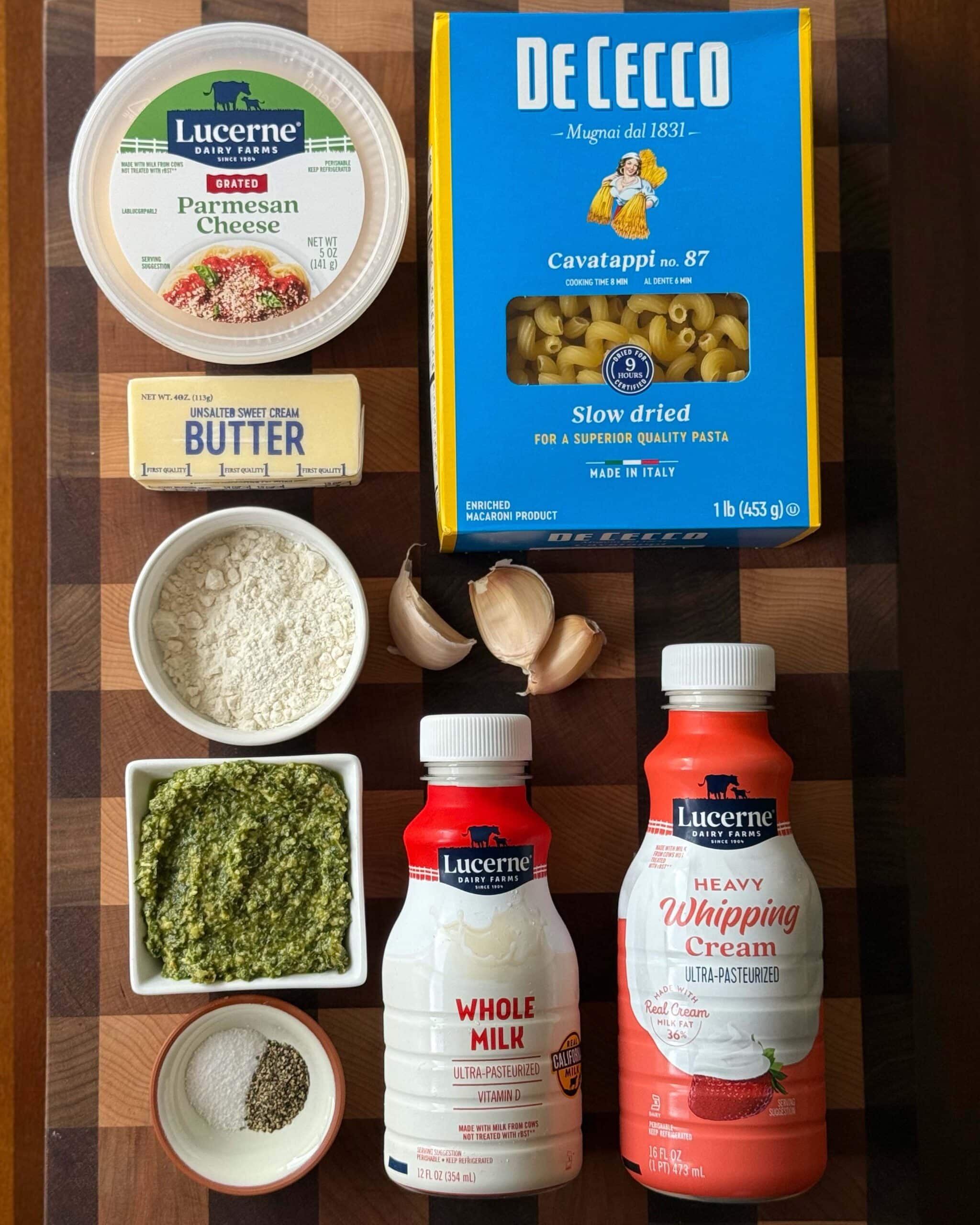 Ingredients for Creamy Pesto Sauce